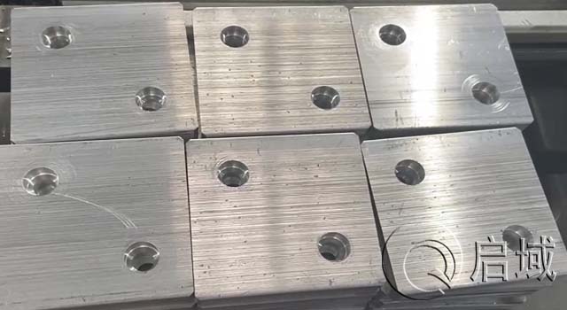 铝型材端面连接板