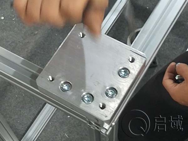 端面连接板安装