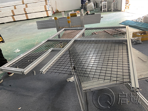 围栏铁丝网固定